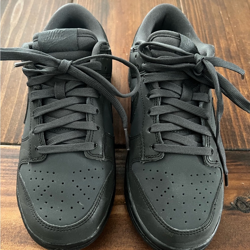 Women’s Nike Dunk Low, W7